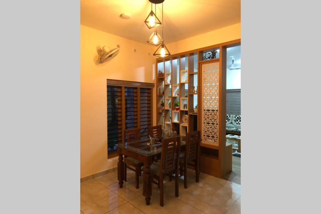 Alappuzha Beautiful Village House With All Facilities. מראה חיצוני תמונה