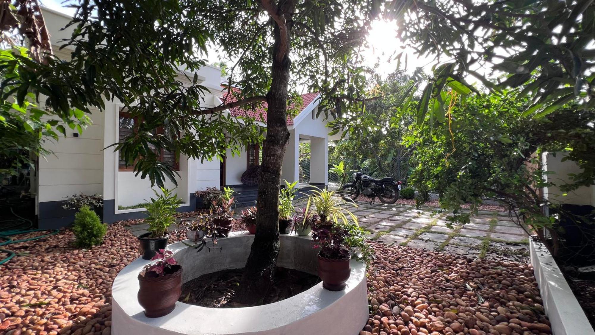 Alappuzha Beautiful Village House With All Facilities. מראה חיצוני תמונה