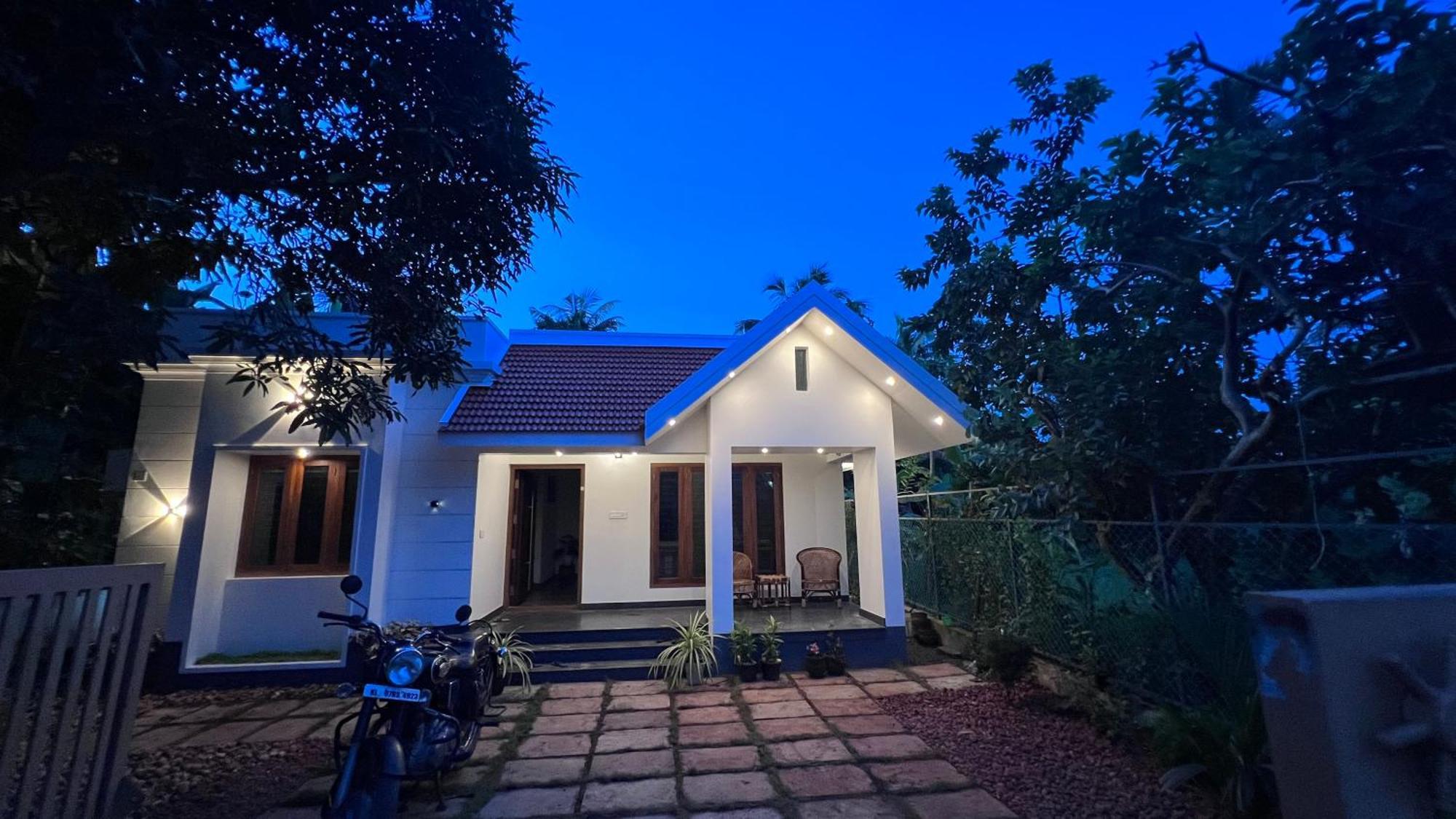 Alappuzha Beautiful Village House With All Facilities. מראה חיצוני תמונה